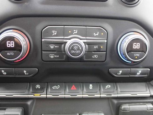 Used 2019 Chevrolet Silverado 1500 LT w/ Texas Edition RWD image 15