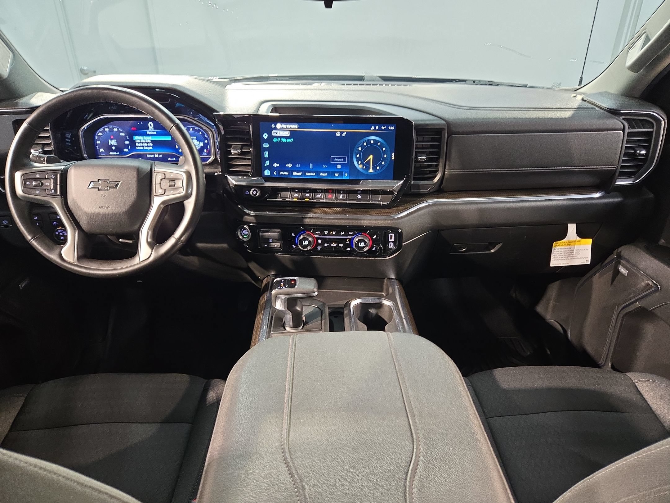 Used 2023 Chevrolet Silverado 1500 RST w/ Texas Edition Plus AWD/4WD image 10