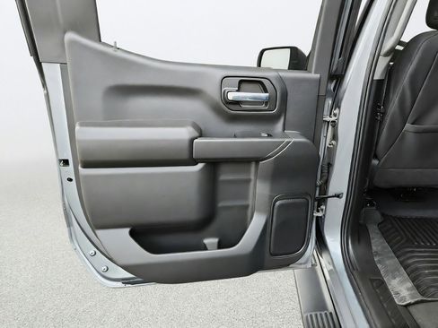Used 2025 Chevrolet Silverado 1500 Custom Trail Boss w/ Dark Appearance Package AWD/4WD image 22