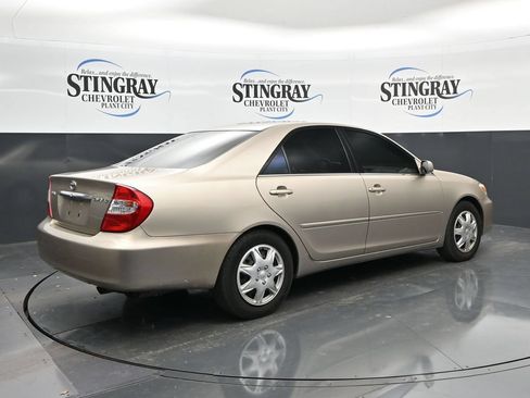 Used 2002 Toyota Camry XLE FWD image 7