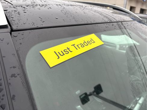 Used 2024 Mercedes-Benz GLS 450 4MATIC image 4