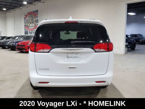 Used 2020 Chrysler Voyager Lxi FWD image 11