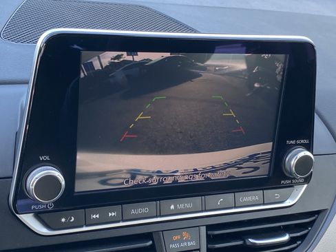 Used 2025 Nissan Altima 2.5 SR image 20