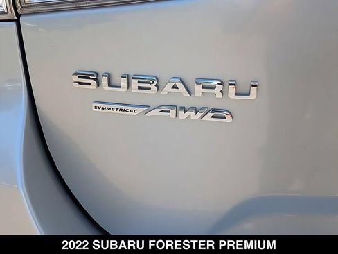 Used 2022 Subaru Forester Premium AWD/4WD image 7