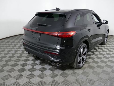 Used 2025 Audi Q5 2.0T Premium Plus w/ Premium Plus Package AWD/4WD image 27