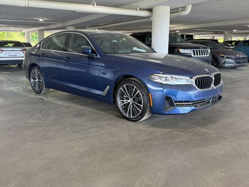 Certified 2023 BMW 540i w/ Executive Package image 5
