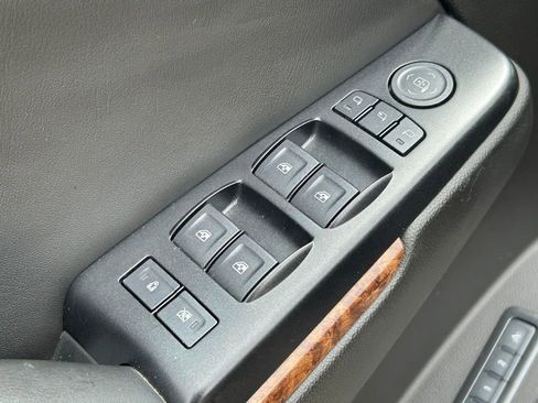 Used 2017 Chevrolet Tahoe Premier image 26