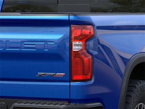 New 2025 Chevrolet Silverado 1500 ZR2 w/ Technology Package image 12