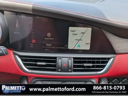 Used 2019 Alfa Romeo Giulia Ti w/ Quick Order Package 22X Lusso AWD/4WD image 16