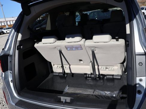 New 2026 Honda Odyssey EX-L image 16