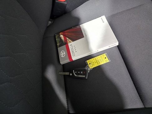 Used 2023 Toyota Corolla LE image 9