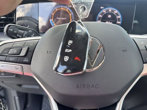 New 2025 Volkswagen Tiguan S image 26