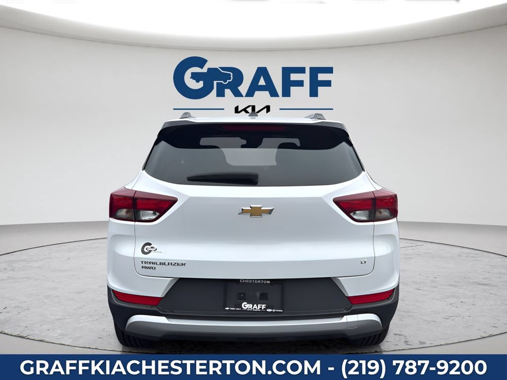 Used 2025 Chevrolet TrailBlazer LT AWD/4WD image 7