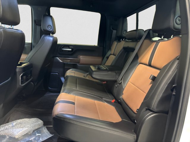 Used 2022 Chevrolet Silverado 2500 High Country w/ Safety Package II AWD/4WD image 14