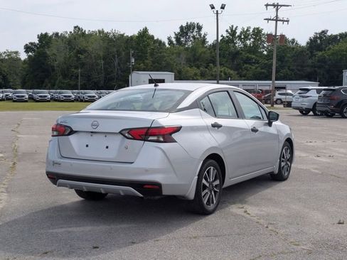 Used 2024 Nissan Versa S w/ S Plus Package FWD image 3