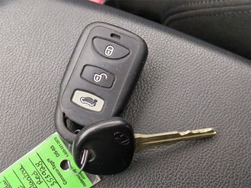 Used 2015 Hyundai Elantra SE w/ Option Group 03 image 27