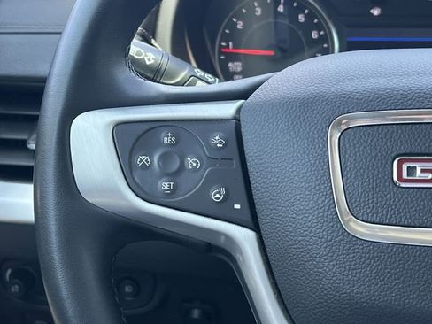Used 2024 GMC Terrain SLT AWD/4WD image 29