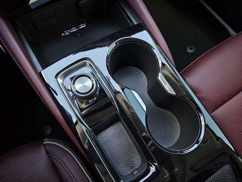 New 2025 Buick Envision Sport Touring image 16