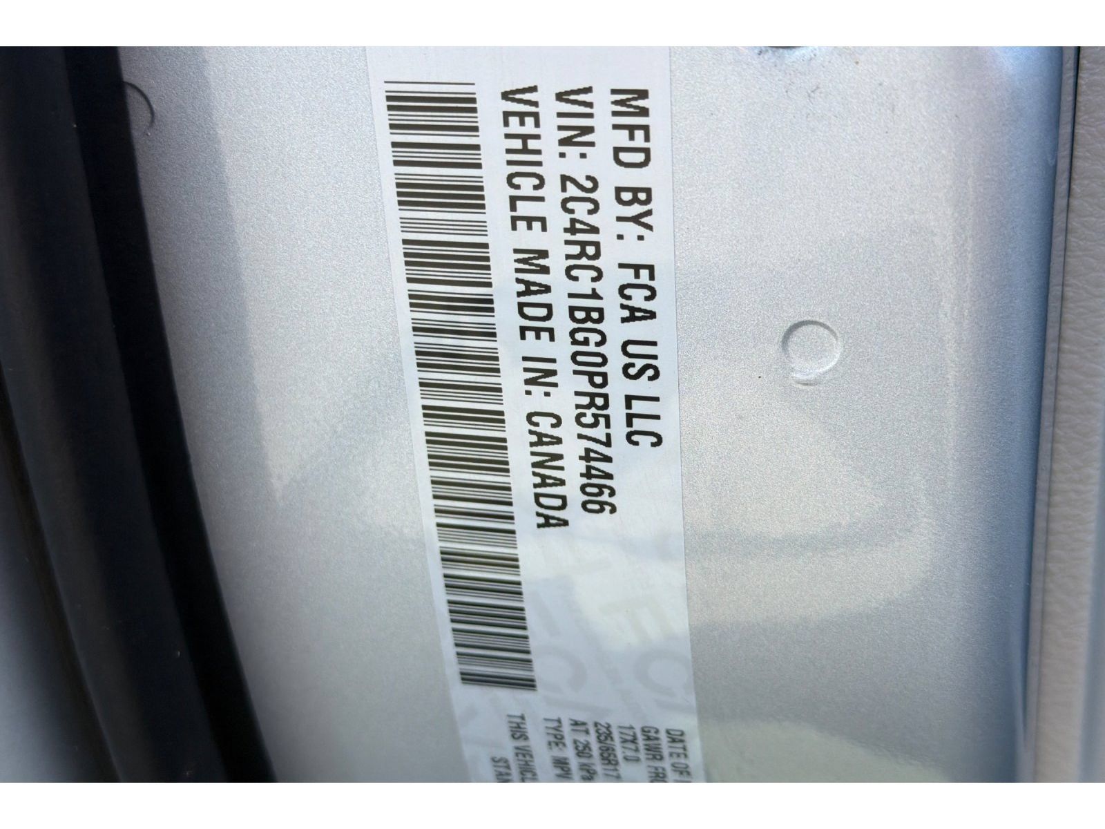 Used 2023 Chrysler Pacifica Touring-L FWD image 34