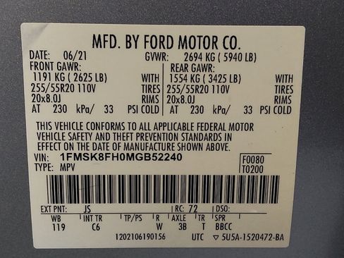 Used 2021 Ford Explorer Limited w/ Equipment Group 301A AWD/4WD image 33