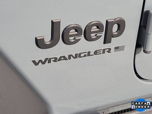 Used 2024 Jeep Wrangler Sport image 6