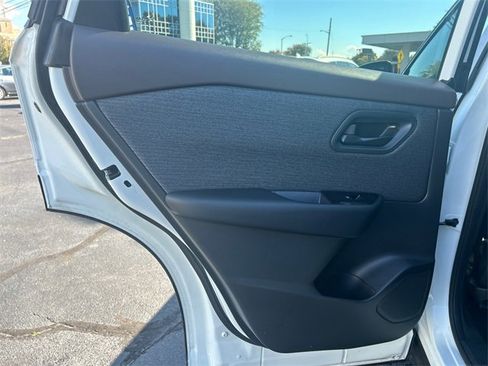 Certified 2023 Nissan Rogue S image 20