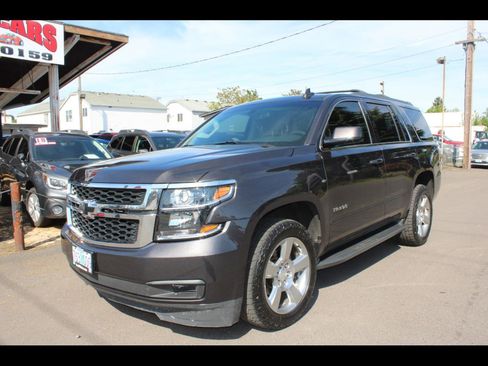 Used 2018 Chevrolet Tahoe LS w/ All-Season Package RWD image 1