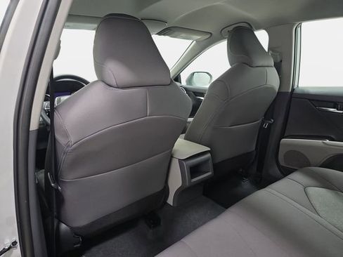 Certified 2023 Toyota Camry LE image 10