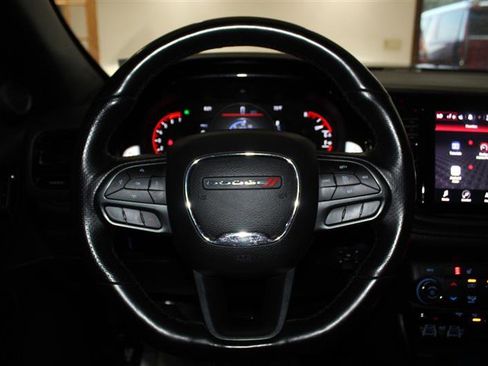 Used 2022 Dodge Durango R/T w/ Blacktop Package AWD/4WD image 19