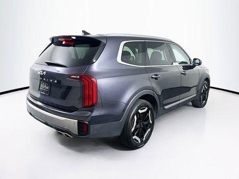Used 2025 Kia Telluride S FWD image 9