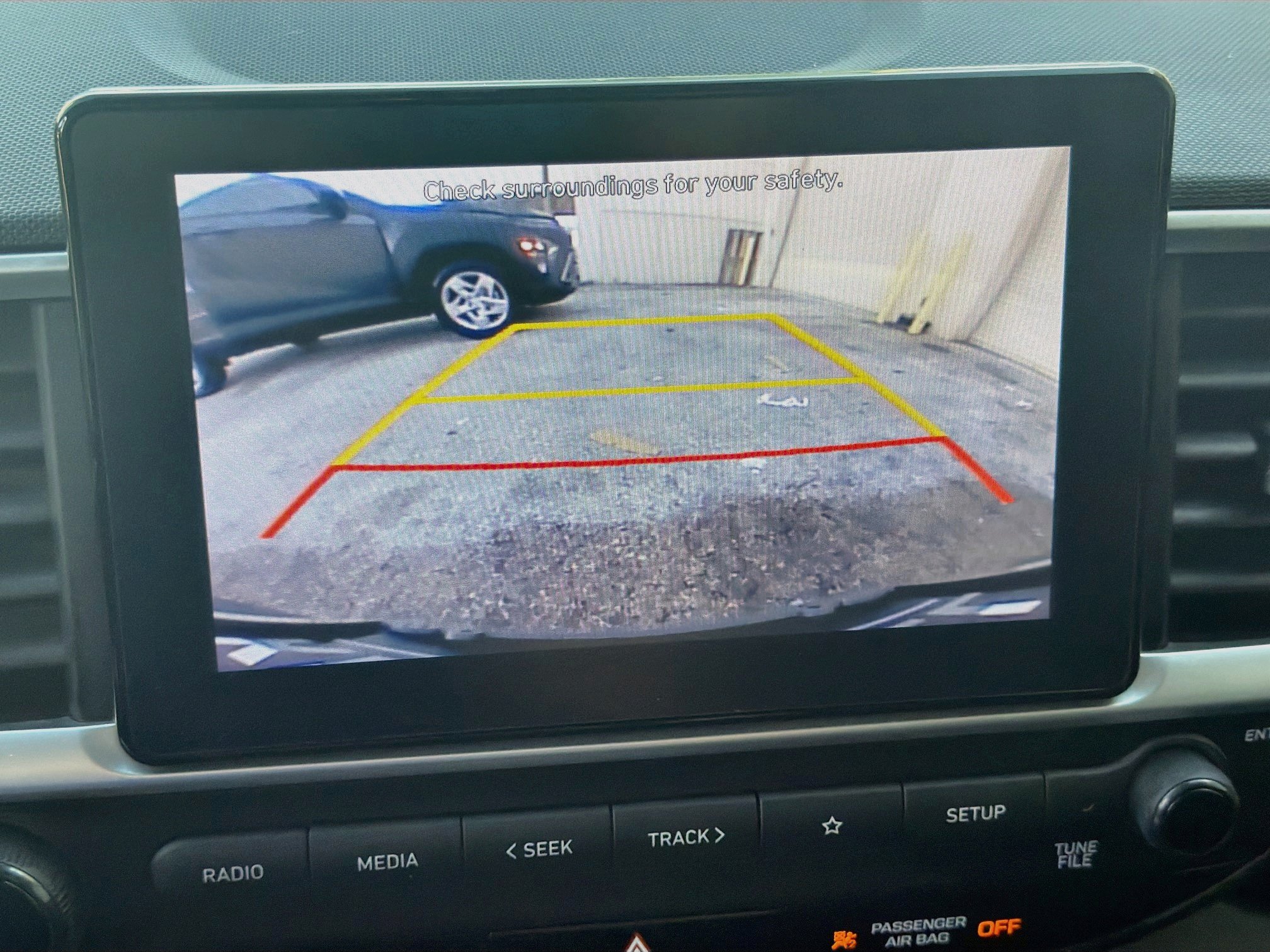 Used 2022 Hyundai Venue SE w/ Cargo Package FWD image 12