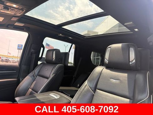 Used 2021 Cadillac Escalade Sport w/ Driver Assist Tech Package AWD/4WD image 18