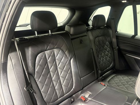 Used 2024 BMW X5 xDrive40i w/ M Sport Package AWD/4WD image 12