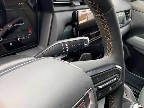 New 2026 GMC Terrain AT4 w/ LPO, Black Badging Package image 6