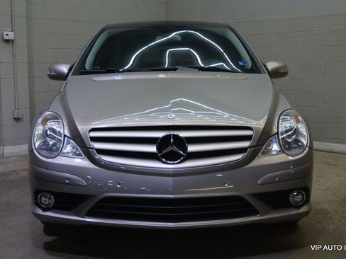 Used 2009 Mercedes-Benz R 320 BlueTEC 4MATIC image 39