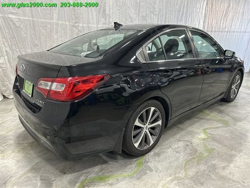 Used 2017 Subaru Legacy 2.5i Limited AWD/4WD image 8