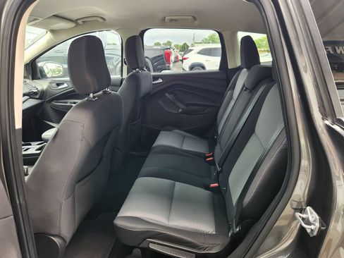Used 2018 Ford Escape SE w/ SE Sync 3 Package AWD/4WD image 15