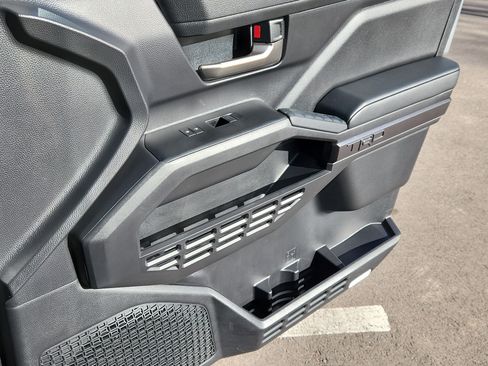 Used 2025 Toyota Tacoma TRD Off-Road w/ TRD Off Road Premium Package image 16