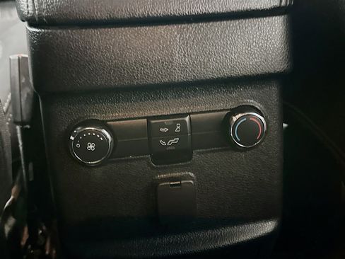 Used 2017 Ford Explorer XLT w/ Equipment Group 201A image 25