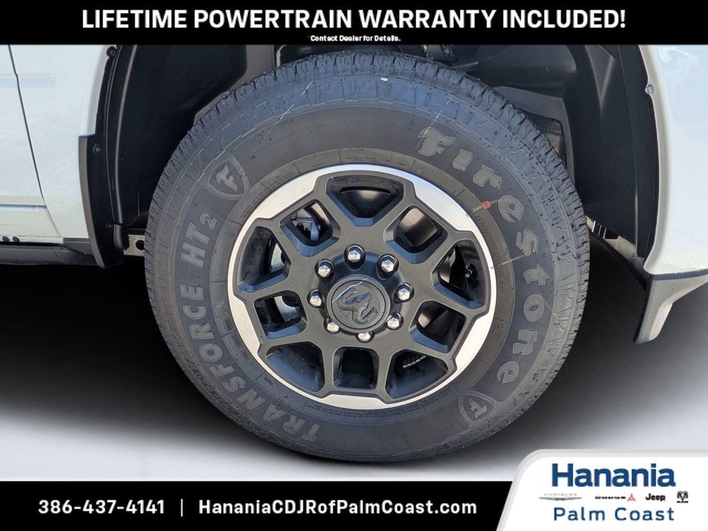 New 2026 RAM 2500 Laramie AWD/4WD image 10