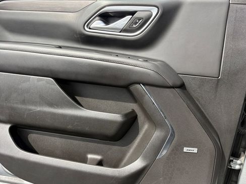 Used 2024 Chevrolet Tahoe LT image 11