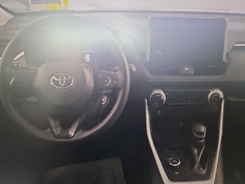 Used 2024 Toyota RAV4 LE AWD/4WD image 11