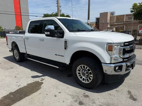 Used 2020 Ford F250 XLT w/ XLT Premium Package AWD/4WD image 6