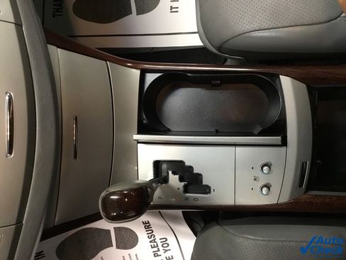 Used 2009 Toyota Avalon Limited image 53