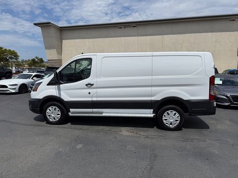 Used 2025 Ford Transit 250 Low Roof w/ Exterior Upgrade Package RWD image 6