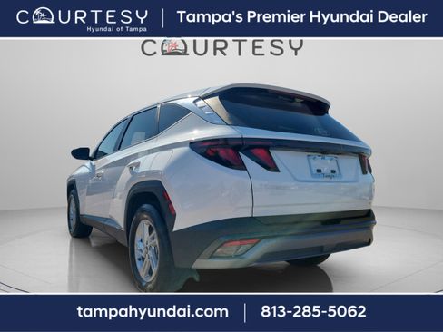 Certified 2026 Hyundai Tucson SE image 2