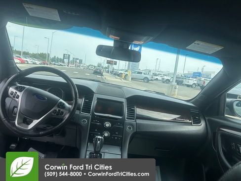 Used 2015 Ford Taurus Limited FWD image 2