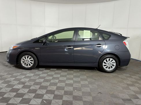 Used 2012 Toyota Prius Prime Plug-In Hybrid FWD image 2