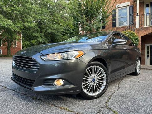 Used 2016 Ford Fusion SE w/ Equipment Group 202A FWD image 1