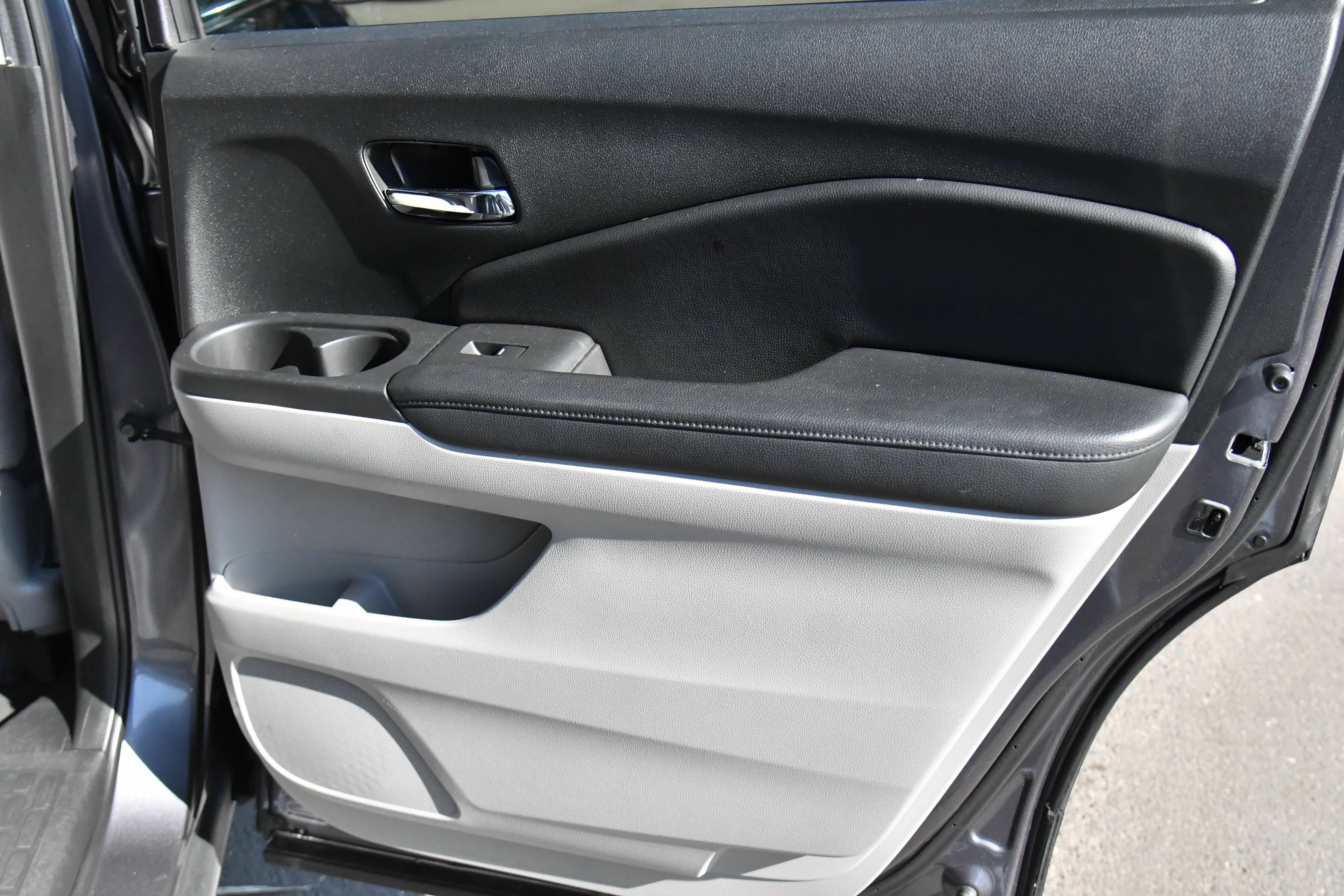 Used 2021 Honda Pilot EX image 46